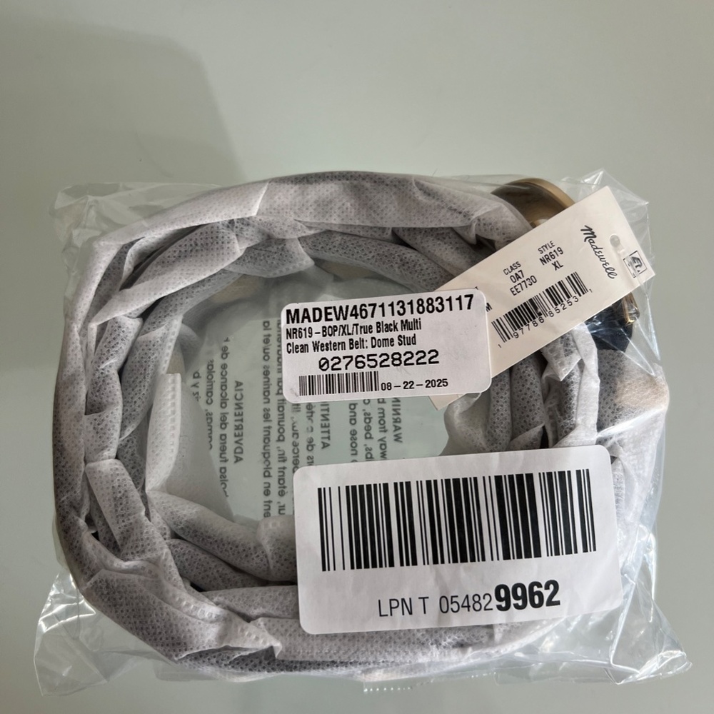 MADEWELL True Black Leather Western Studded Belt - Picture 13 of 14